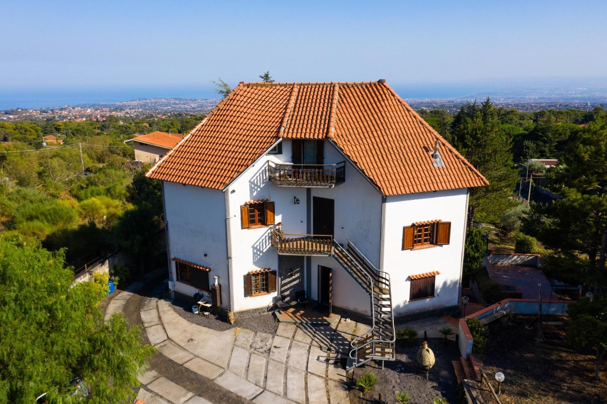 Villa Joele Nicolosi Exterior photo