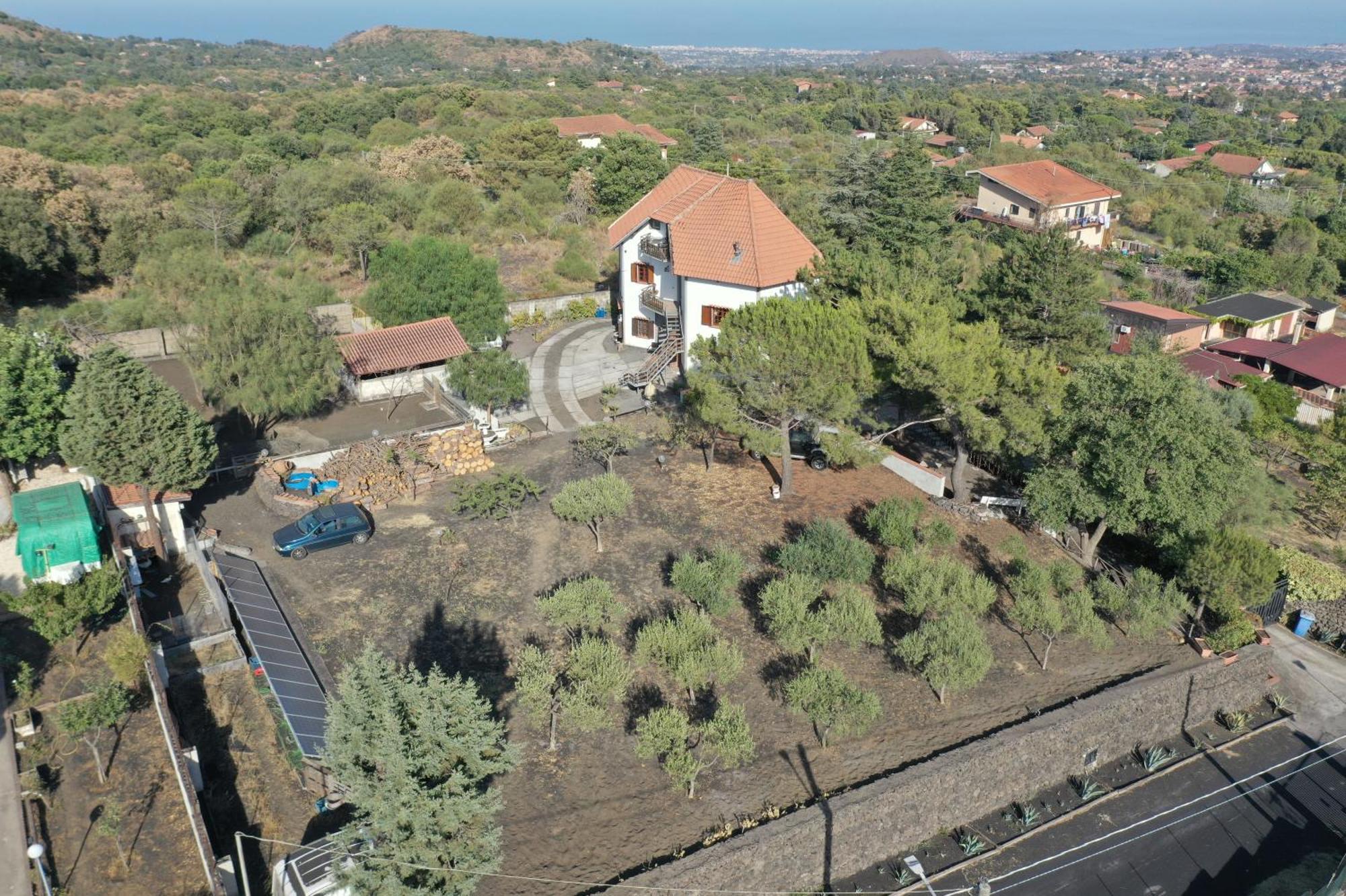 Villa Joele Nicolosi Exterior photo